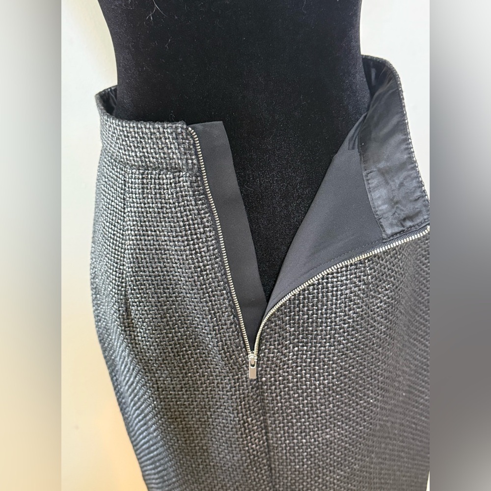 Banana Republic Dark Gray preppy Tweed Look pencil skirt lined zipper back 2 EC - Picture 8 of 10